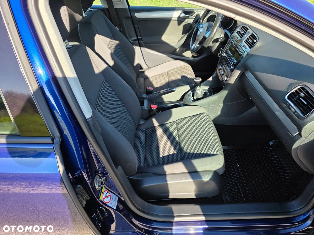 Volkswagen Golf 1.6 Comfortline - 15