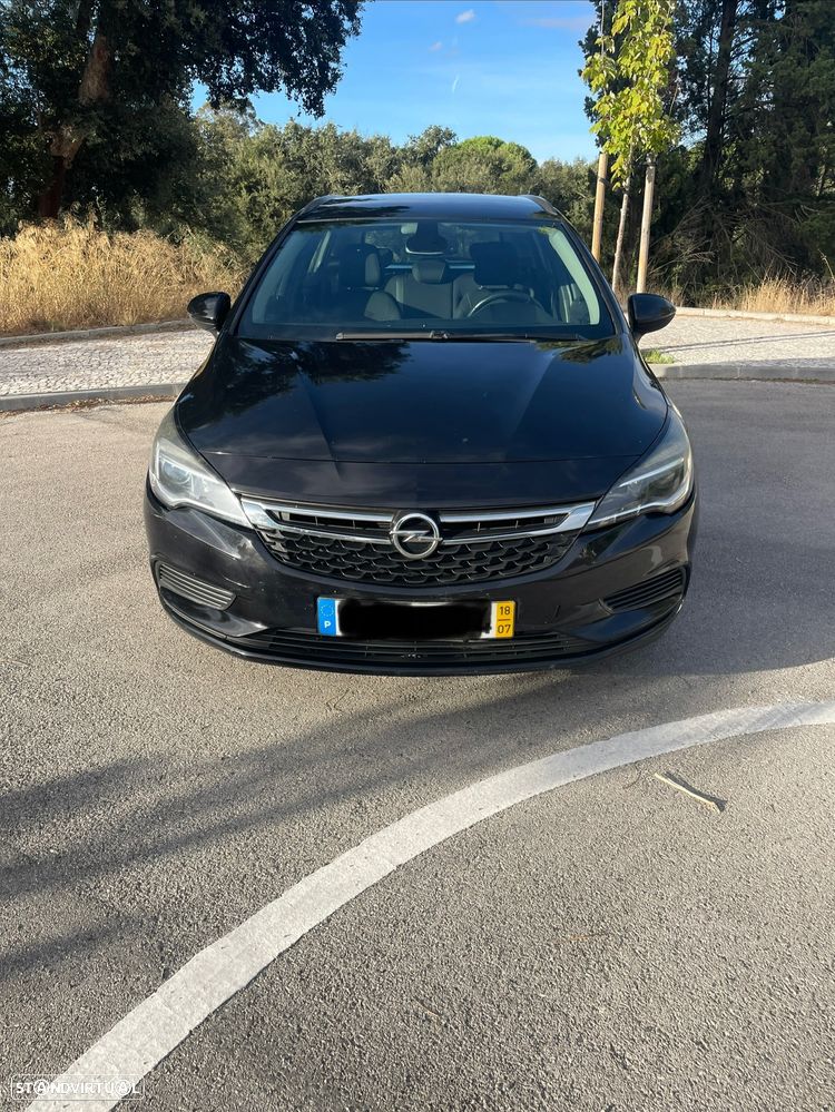 Opel Astra Sports Tourer - 12