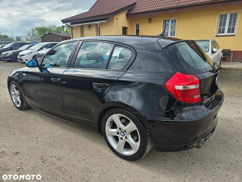 BMW Seria 1 118i Edition Sport - 11