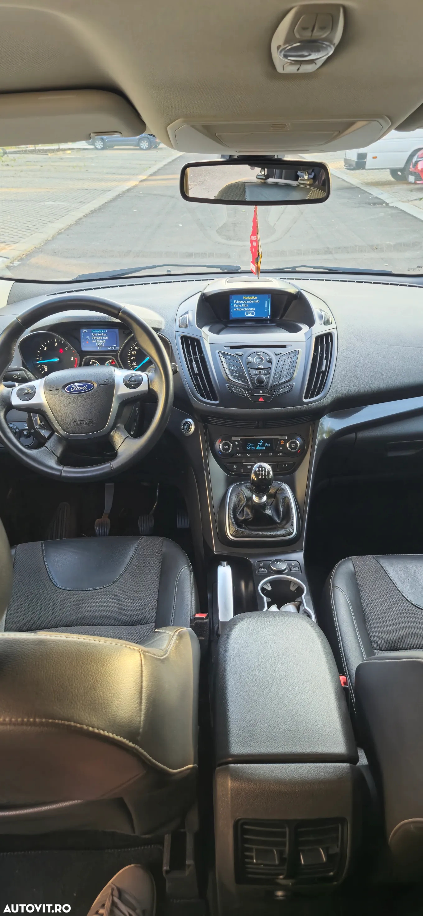 Ford Kuga 2.0 TDCi 2WD Titanium - 6