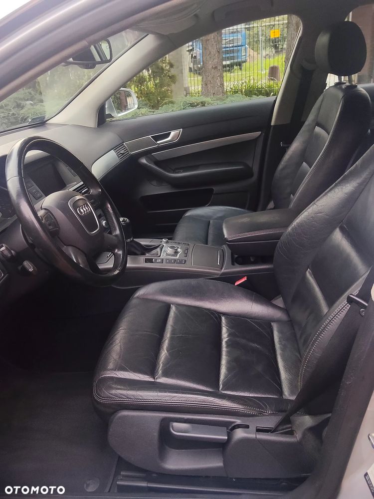 Audi A6 Limousine 2.4 - 17