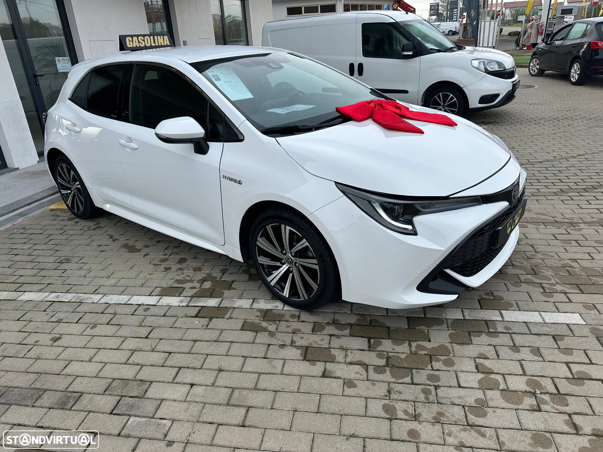 Toyota Corolla 1.8 Hybrid Comfort+P.Sport - 8