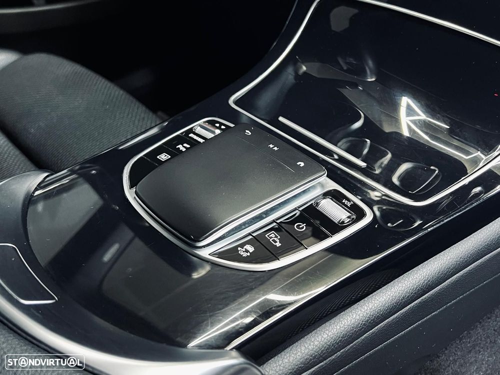 Mercedes-Benz GLC 300 e 4Matic - 32