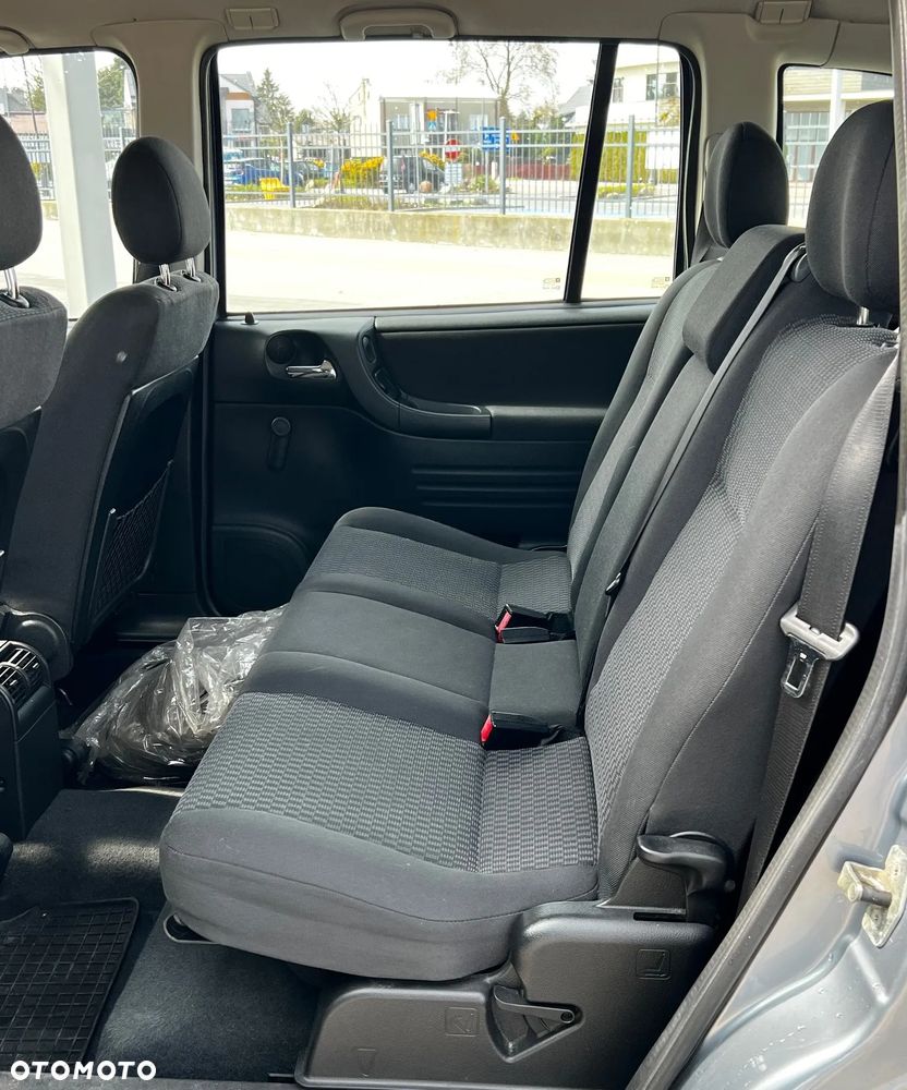 Opel Zafira 1.8 16V Comfort - 6