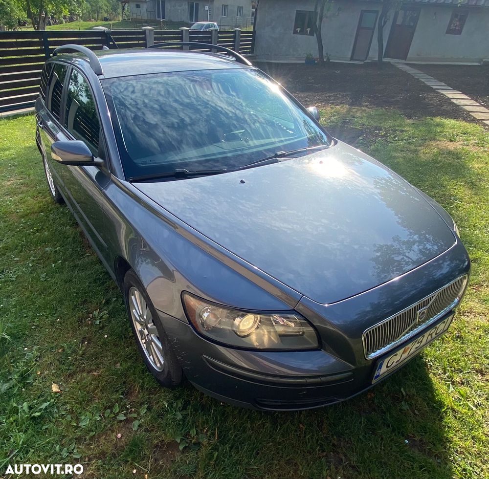 Volvo V50 - 1