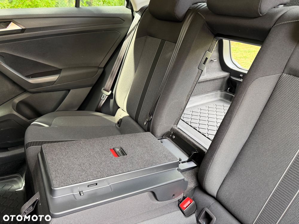 Volkswagen T-Roc 1.5 TSI Life Plus DSG - 11