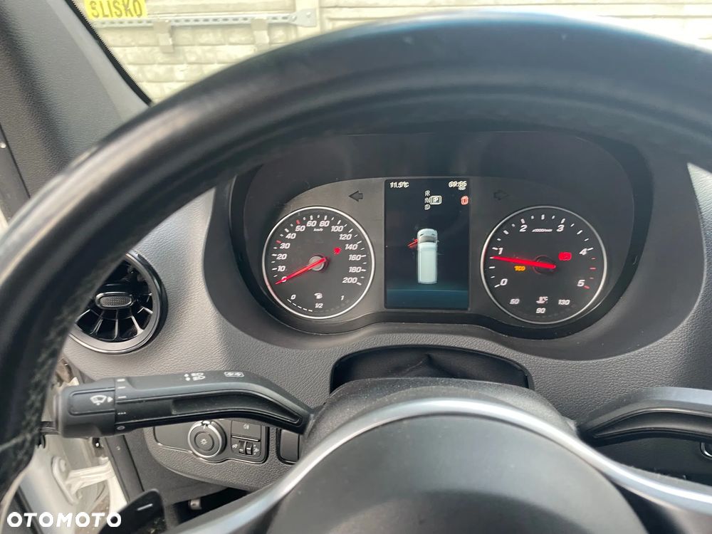 Mercedes-Benz SPRINTER - 6