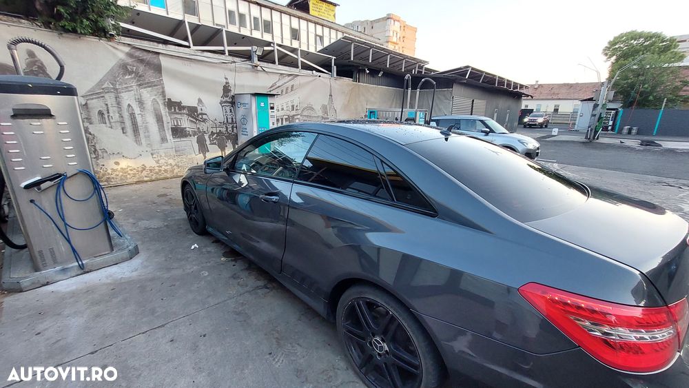 Mercedes-Benz E - 30
