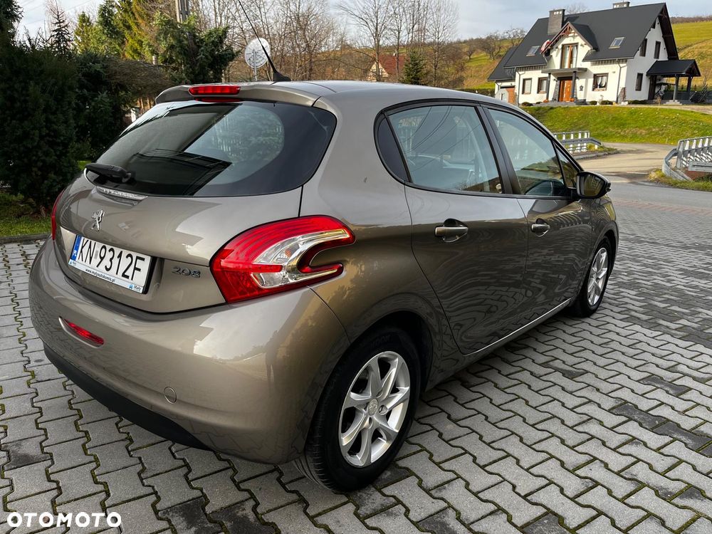 Peugeot 208 95 VTI Allure - 2