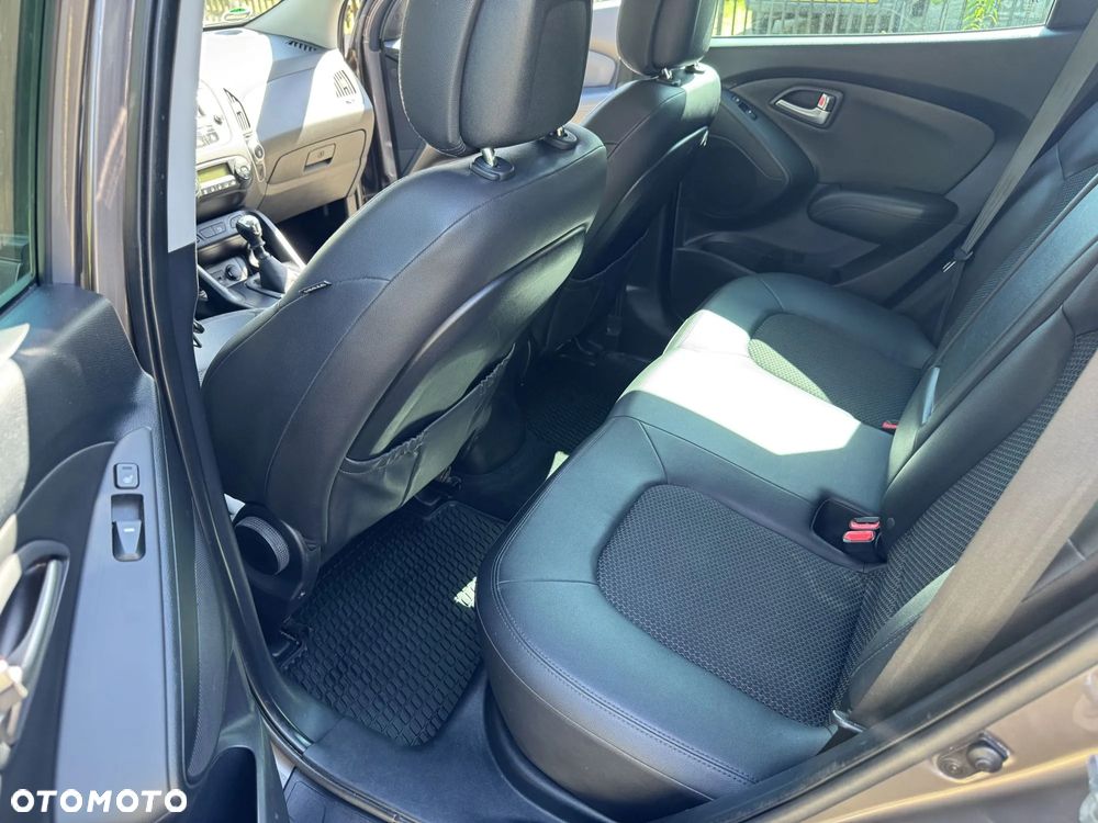 Hyundai ix35 1.6 2WD blue Comfort - 14