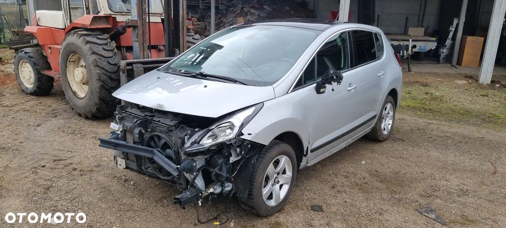 Peugeot 3008 HDi 115 Active - 1