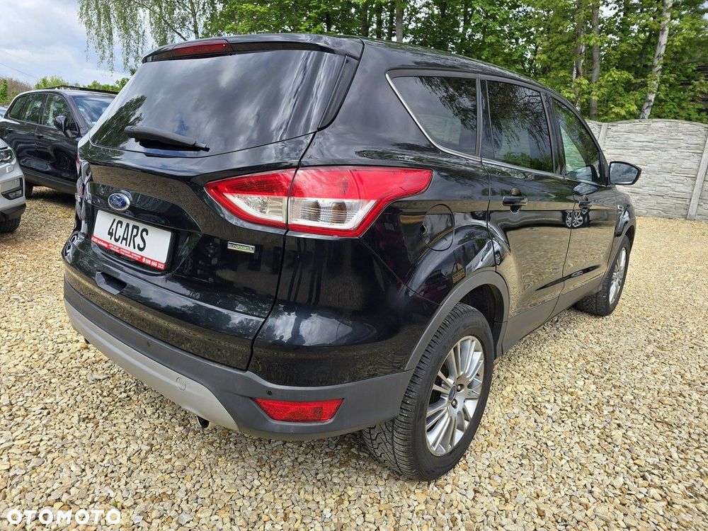 Ford Kuga 1.6 EcoBoost 2x4 Titanium - 31