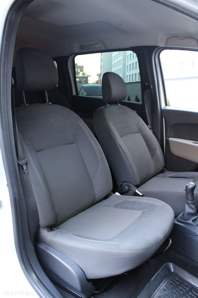 Dacia Lodgy 1.5 dCi 90 CP Laureate - 19