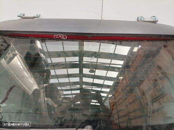 3º Stop Mercedes-Benz E-Class (W212) - 1