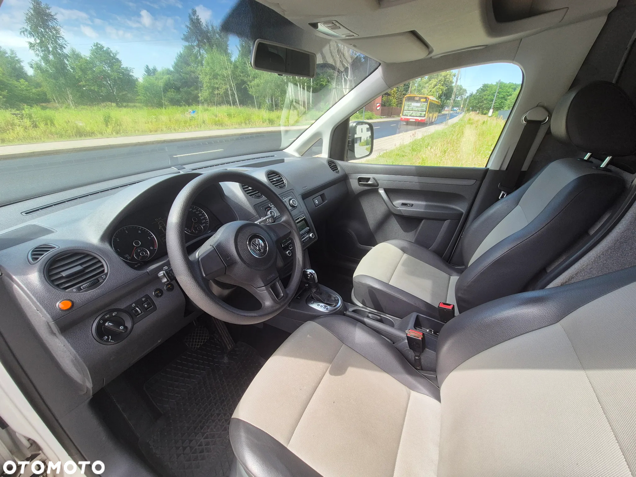 Volkswagen Caddy - 12