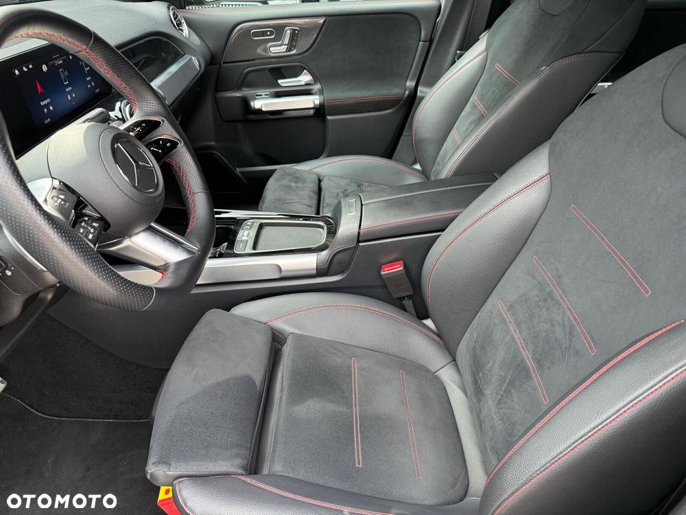 Mercedes-Benz GLB 200 d AMG Line 8G-DCT - 9