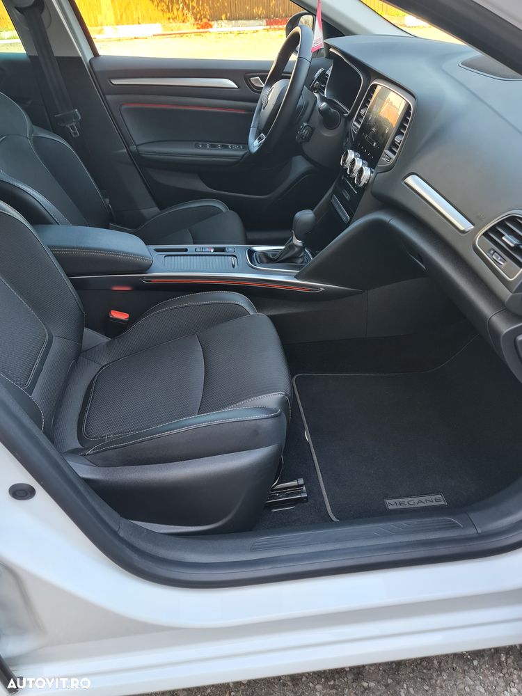 Renault Megane TCe 140 EDC GPF Techno - 20