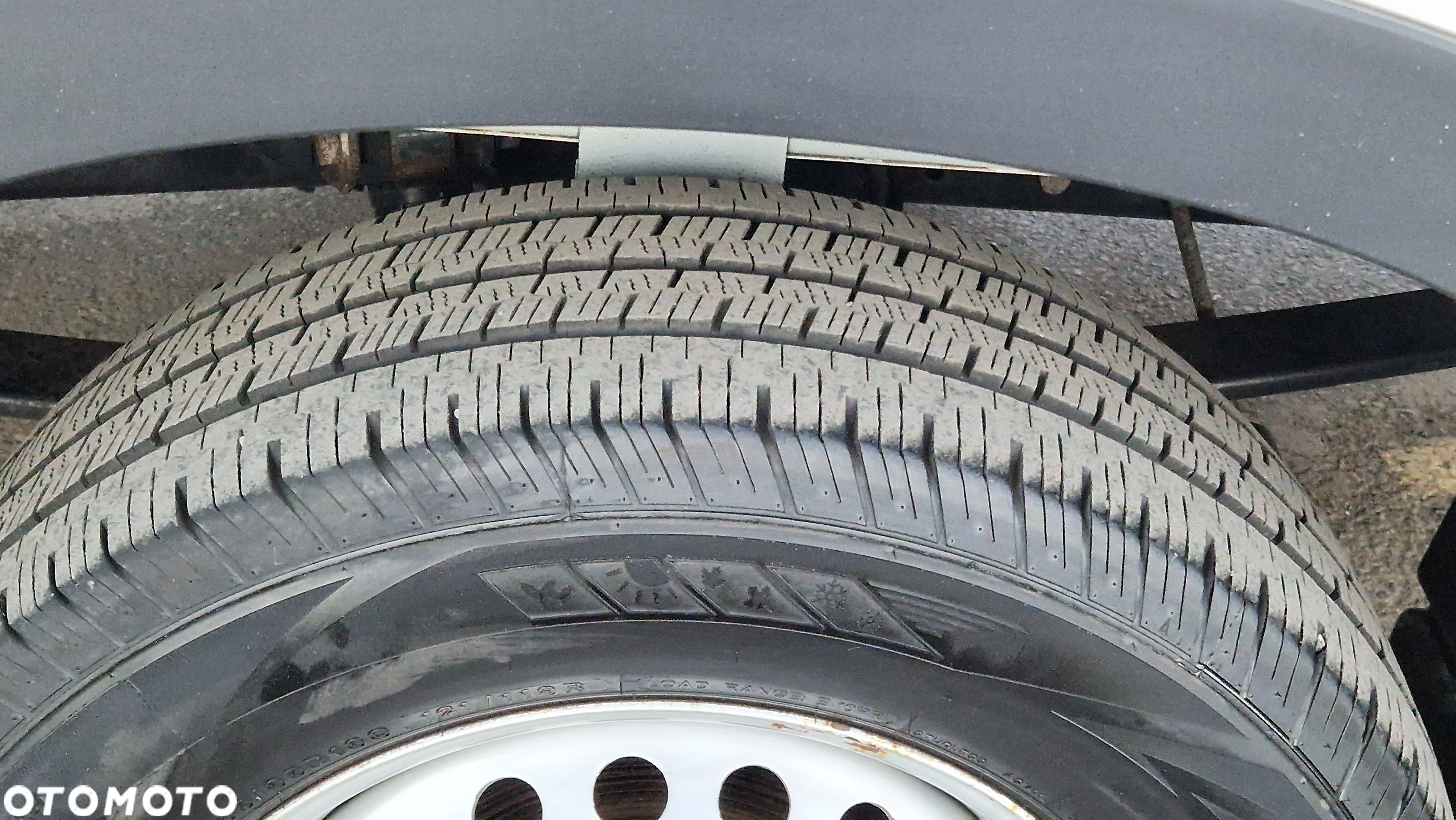 Iveco DAILY HIMATIC MAX L4H2 35S16 160KM FUL LEDYDAILY MAXI 35s16 Klimatronik Kamera AKTYWNY Tempomat NOWE OPONY - 16