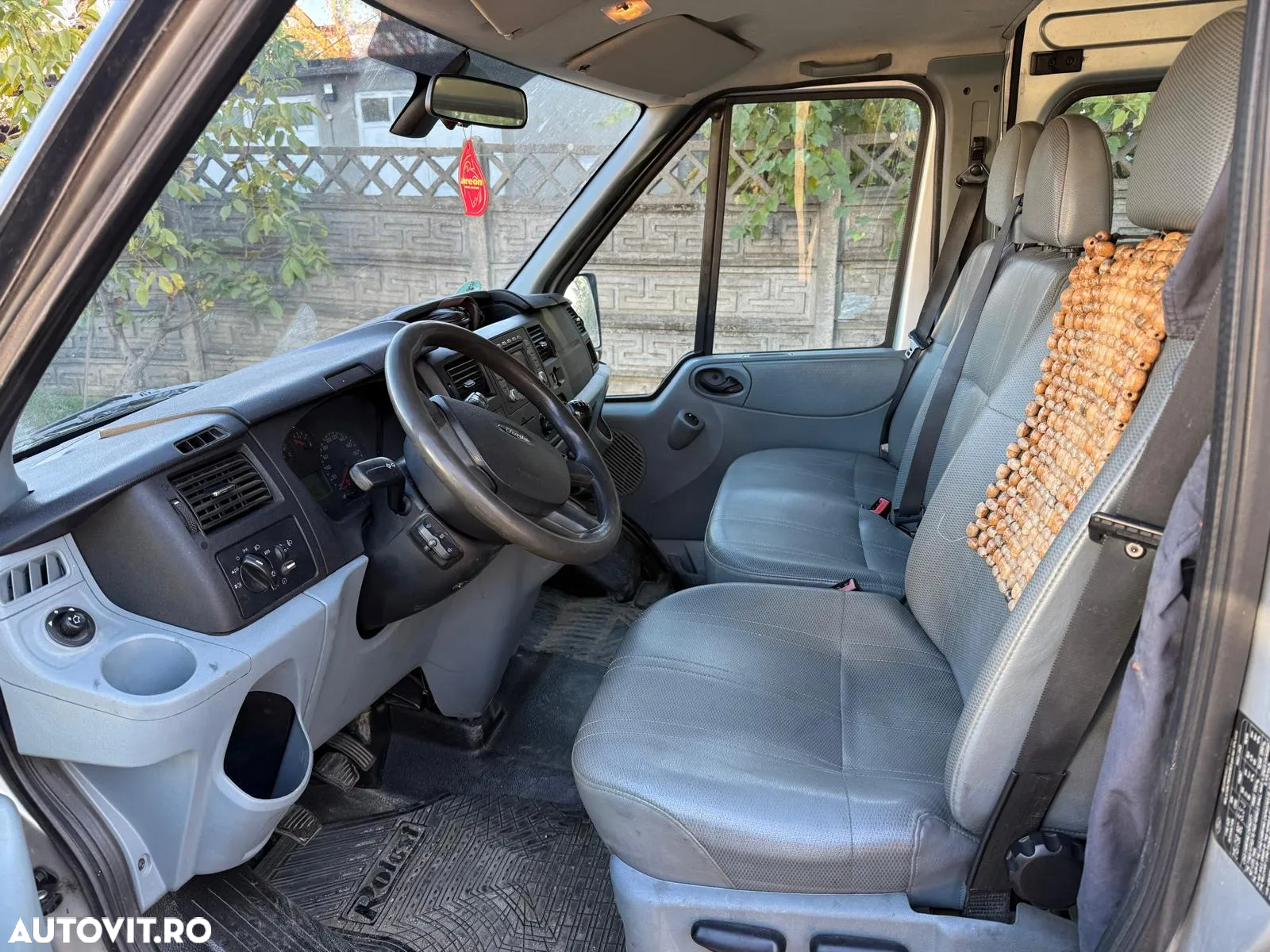 Ford Transit FT 350 L TDCi - 6