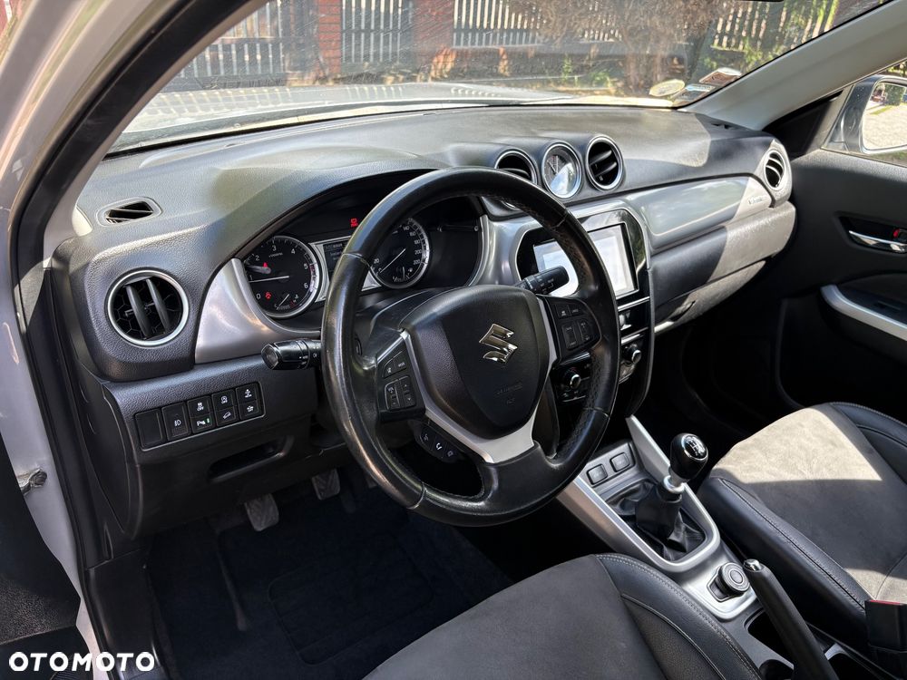 Suzuki Vitara 1.6 DDiS (4x4) Allgrip Comfort+ - 12