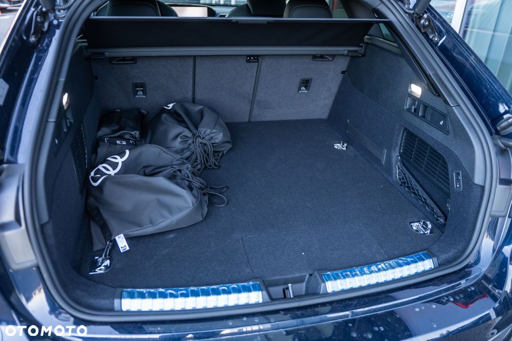 Audi A5 Avant e-Hybrid 270 kW Quattro S tronic - 11