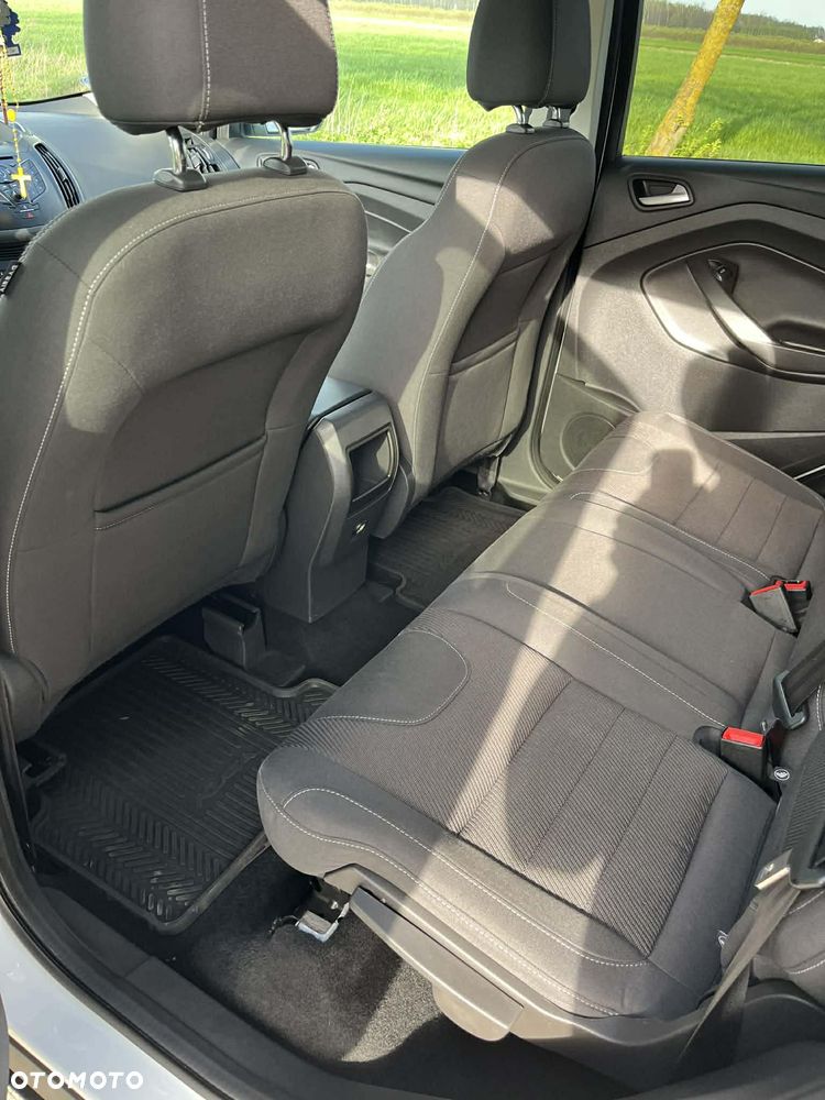 Ford Kuga 1.6 EcoBoost 2x4 Individual - 6