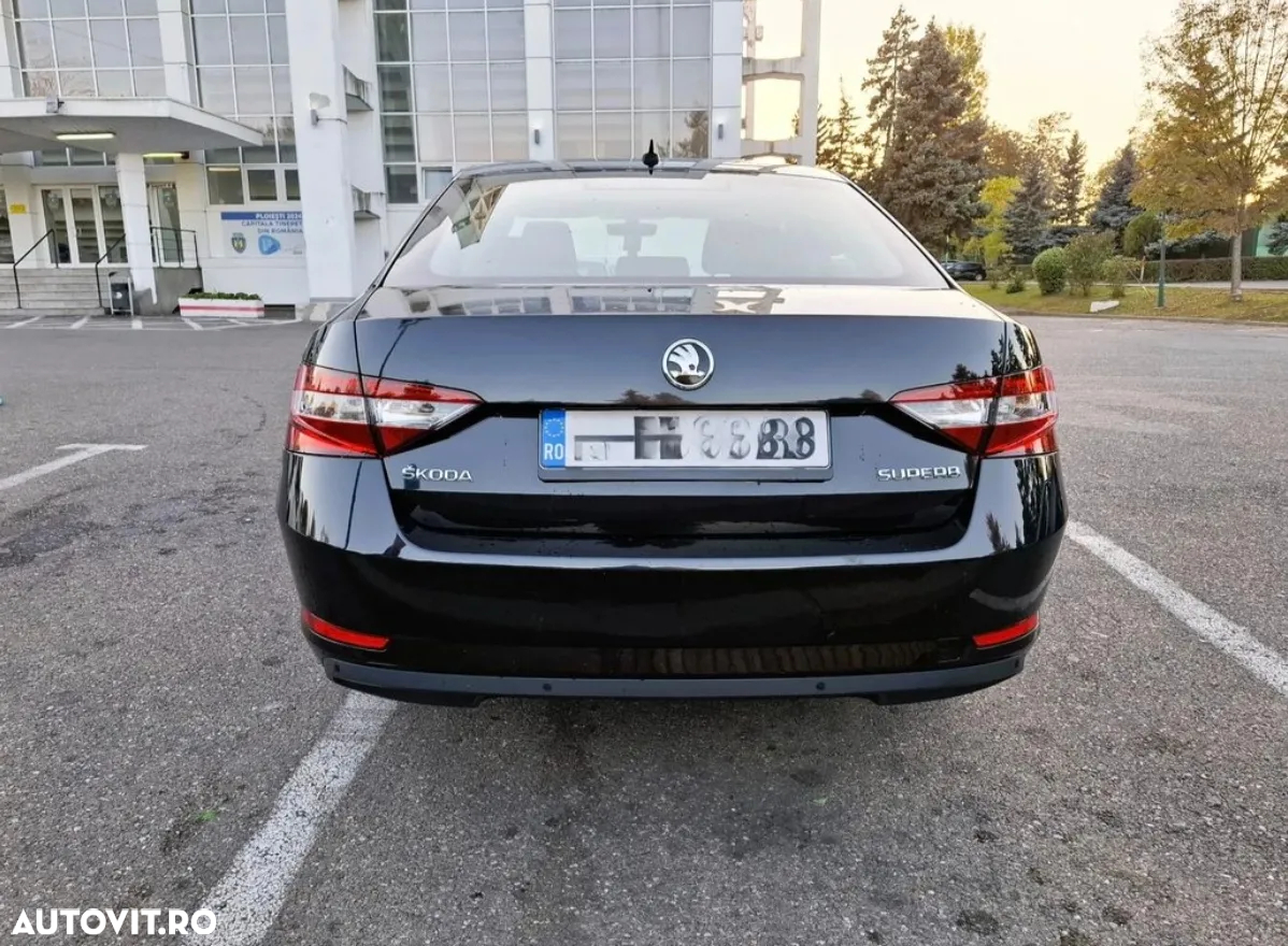 Skoda Superb 1.6 TDI DSG Active - 9