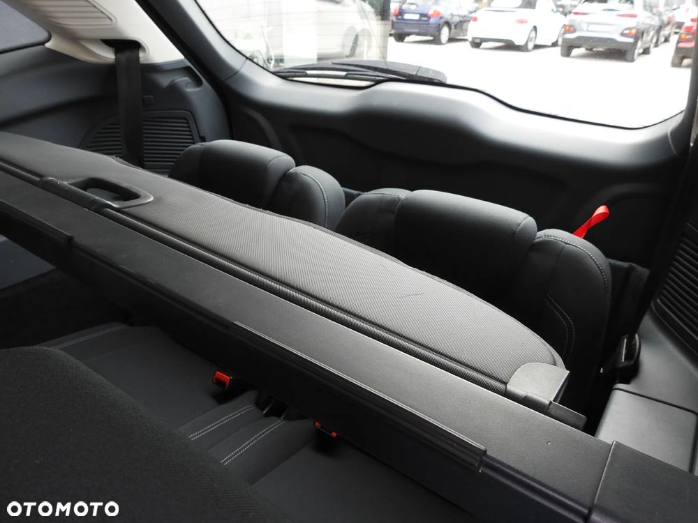 Ford Grand C-MAX 2.0 TDCi Titanium MPS6 - 8