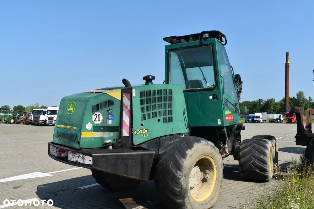 John Deere 1070D - 7