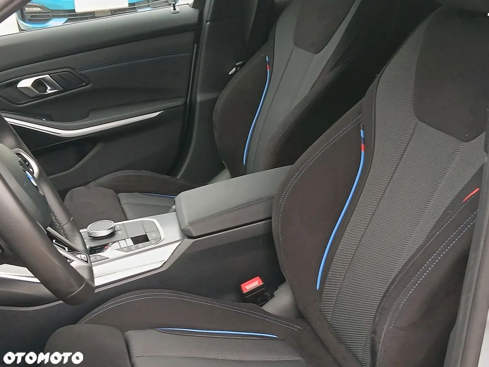 BMW Seria 3 - 18