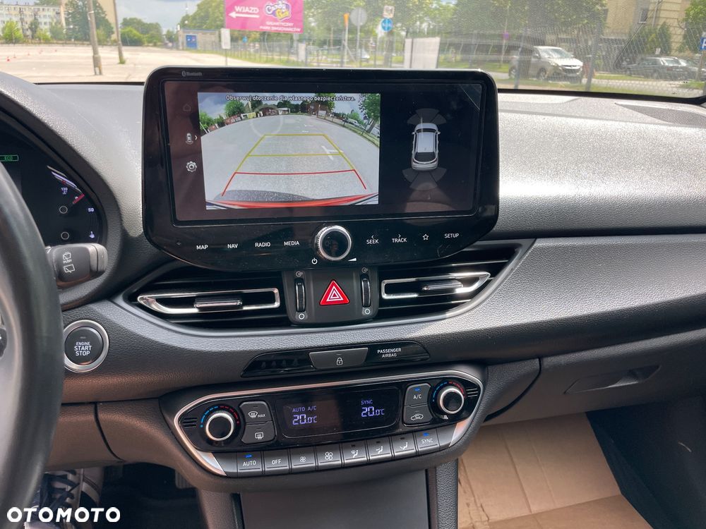 Hyundai i30 Kombi 1.5 T-GDI 48V-Hybrid DCT Prime - 25