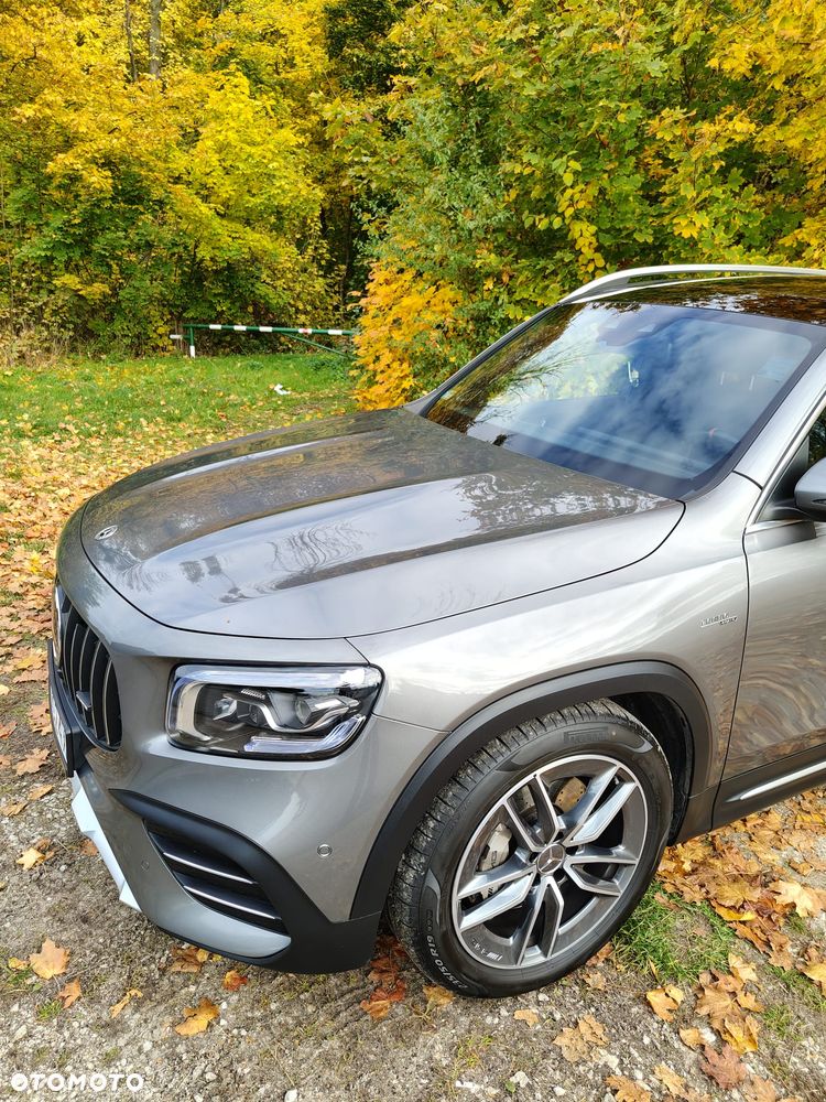 Mercedes-Benz GLB - 3