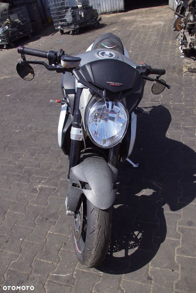 Motocykl na części 692106889 MV Agusta B3 800 Brutale 800 92 kw 2014 silnik lampa licznik lagi laga zbiornik felga tarcza rama owiewka - 9