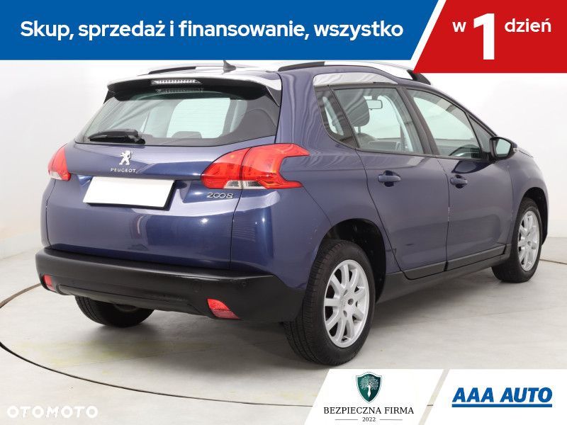 Peugeot 2008 - 7