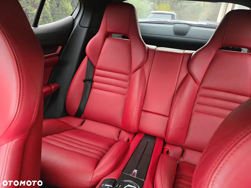 Porsche Panamera GTS - 25