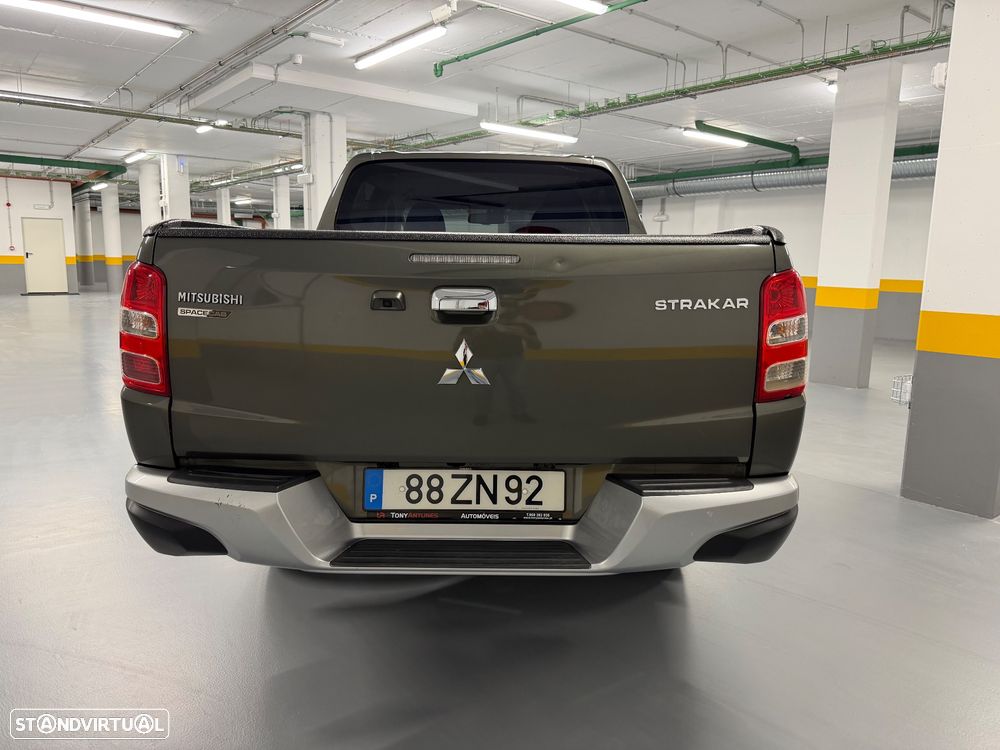 Mitsubishi L200 2.4 DI-D CD Intense Sport Space Cab Strakar 4WD - 5