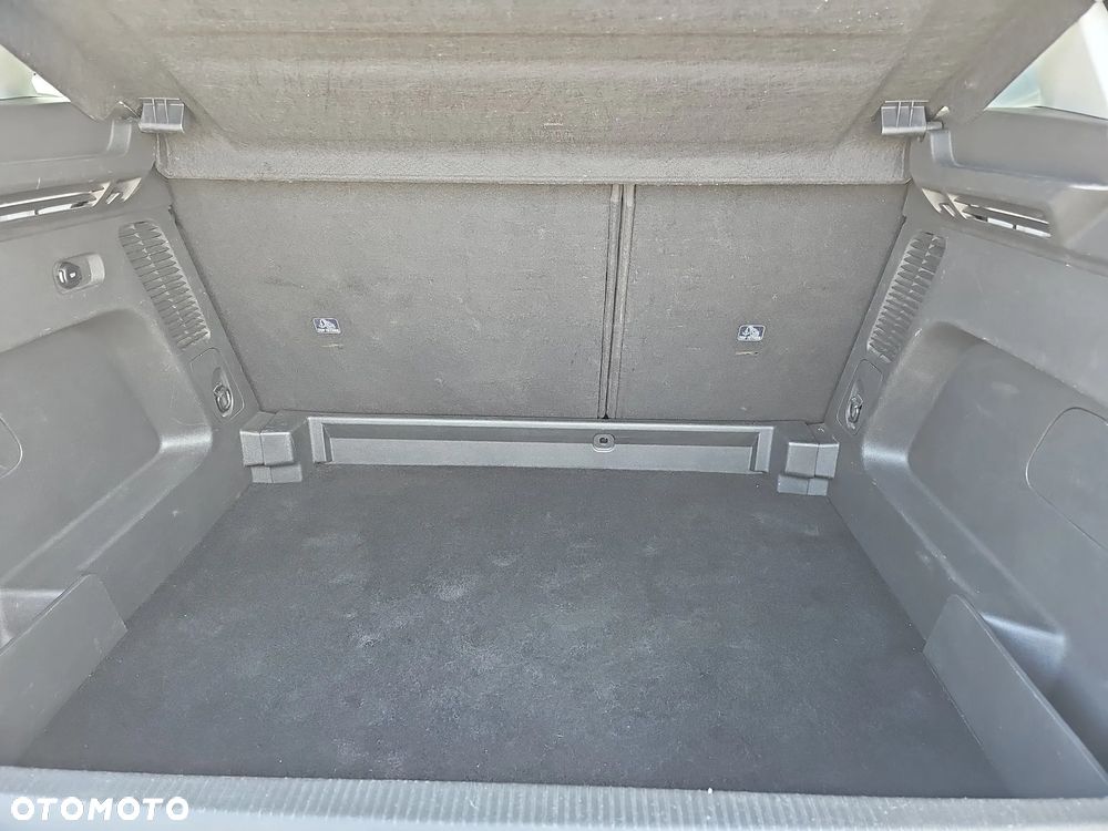 Opel Grandland X 1.2 T GPF Design Line S&S - 19