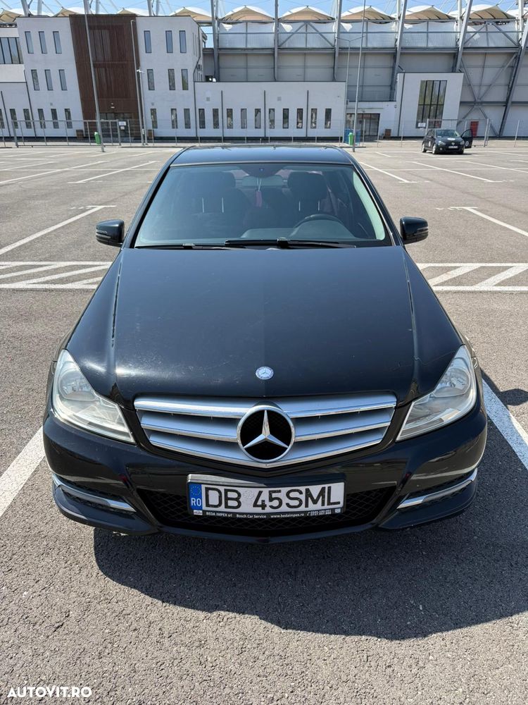 Mercedes-Benz C - 6