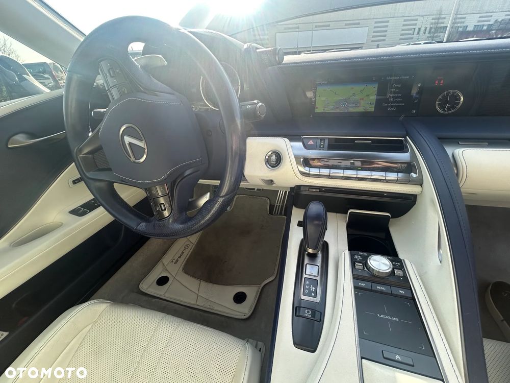 Lexus LC - 11