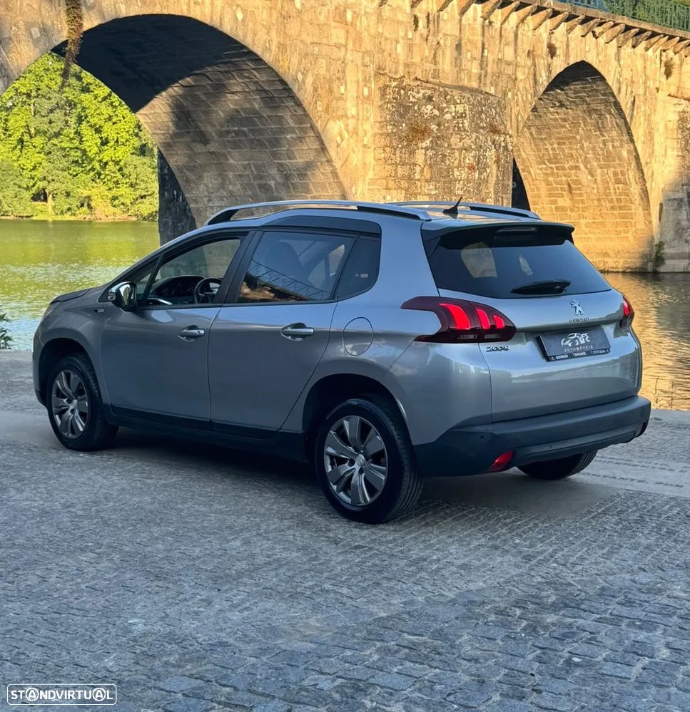 Peugeot 2008 1.6 BlueHDi Style - 12