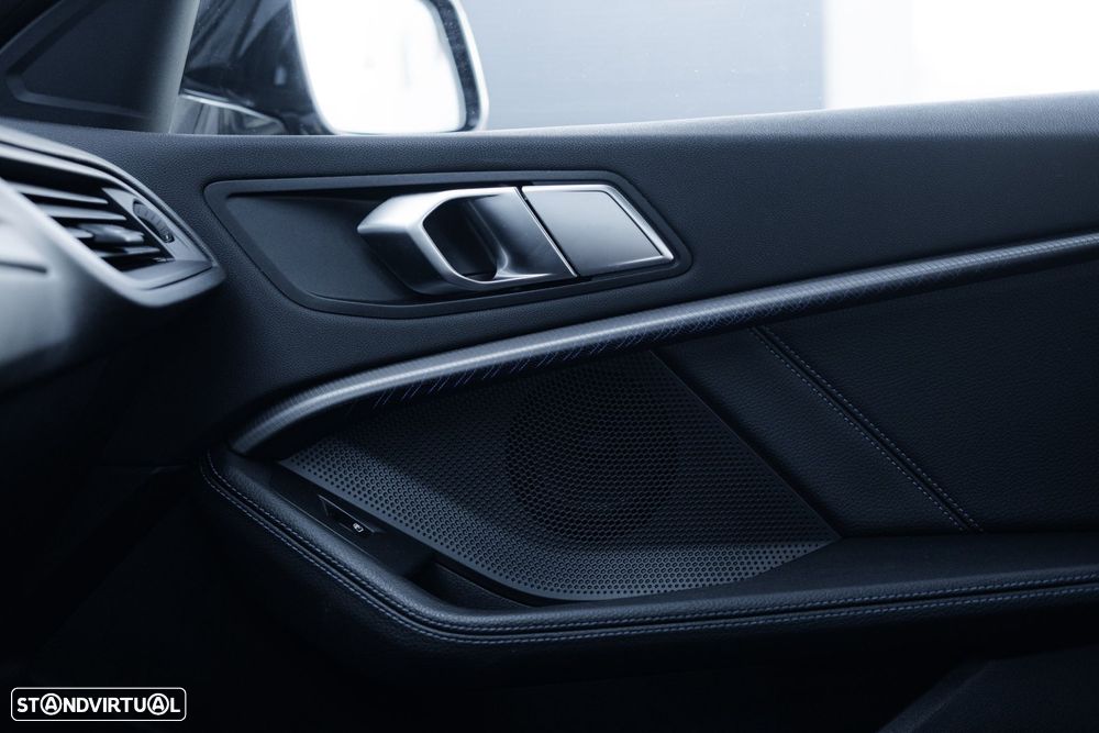 BMW 116 d Pack Desportivo M - 48