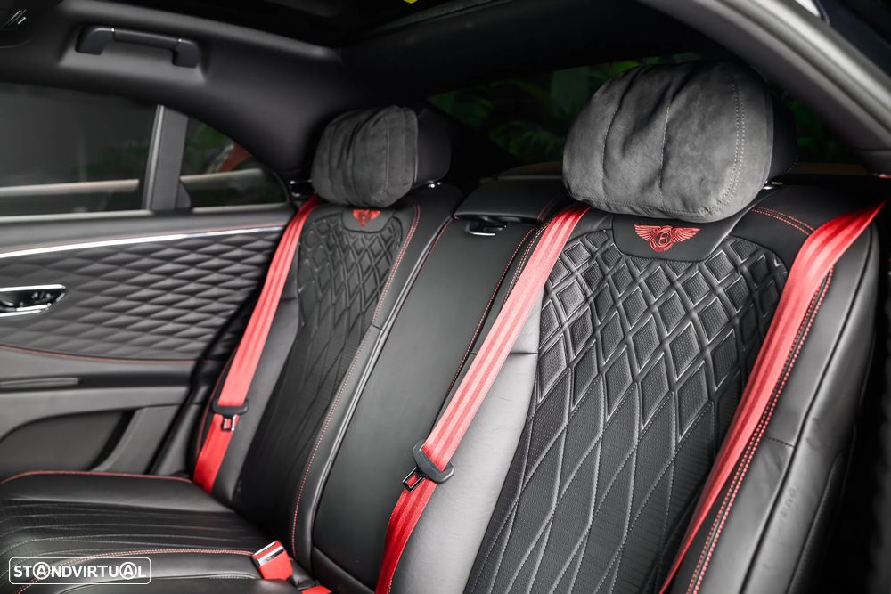 Bentley Flying Spur V8 Mulliner - 43