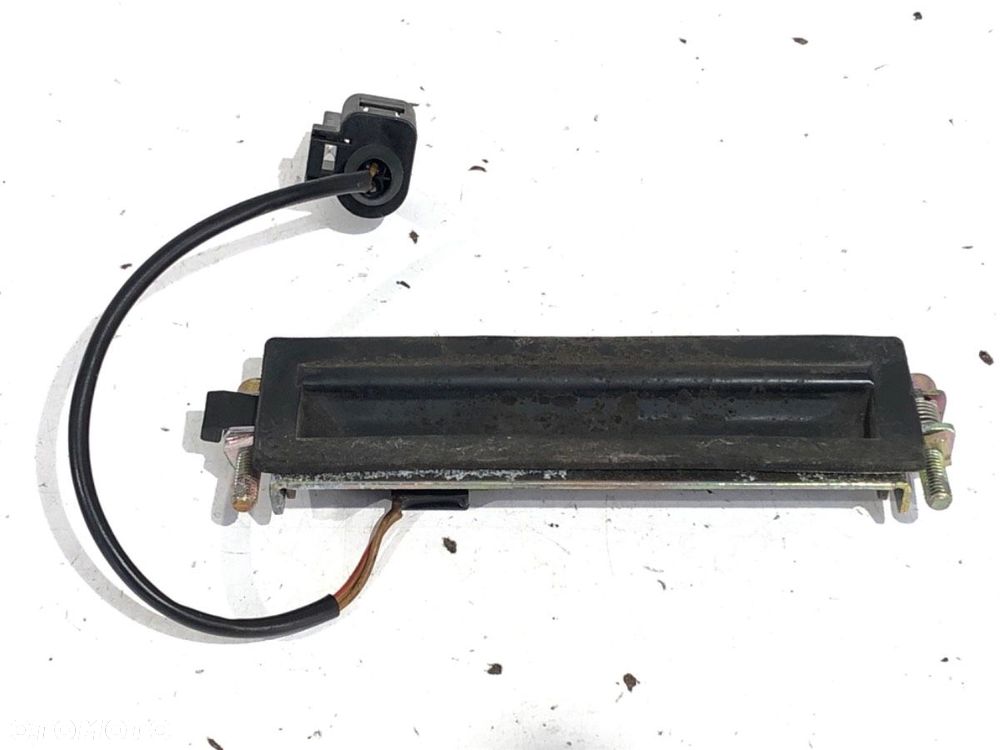 KLAMKA KLAPY TYŁ - 45.00 PLN - VW PASSAT B5.5 (3B3) 2000 - 2005 1.9 TDI 4motion 96 kW [130 KM] olej - 1