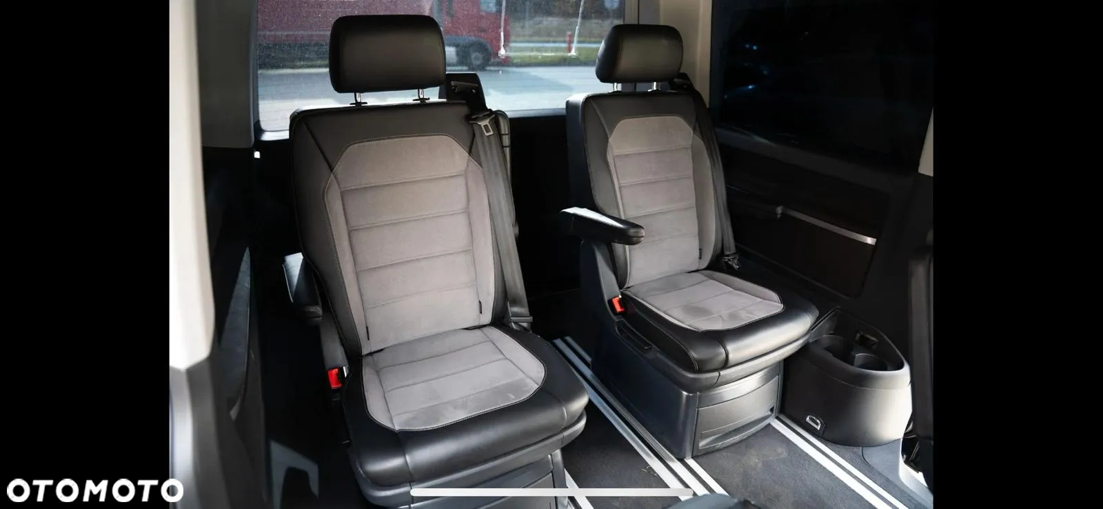 Volkswagen Multivan - 3