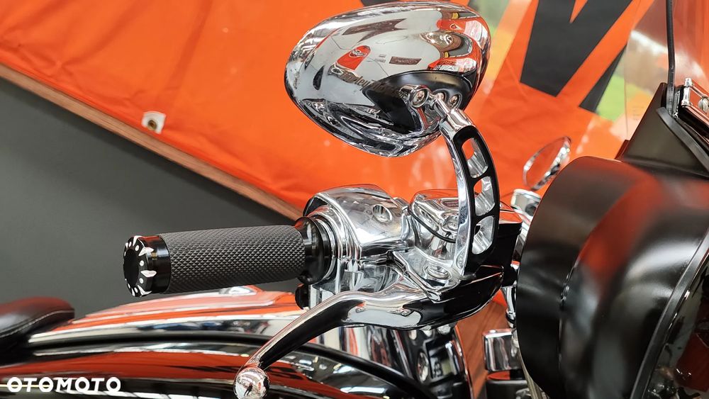 Harley-Davidson CVO Street Glide - 20