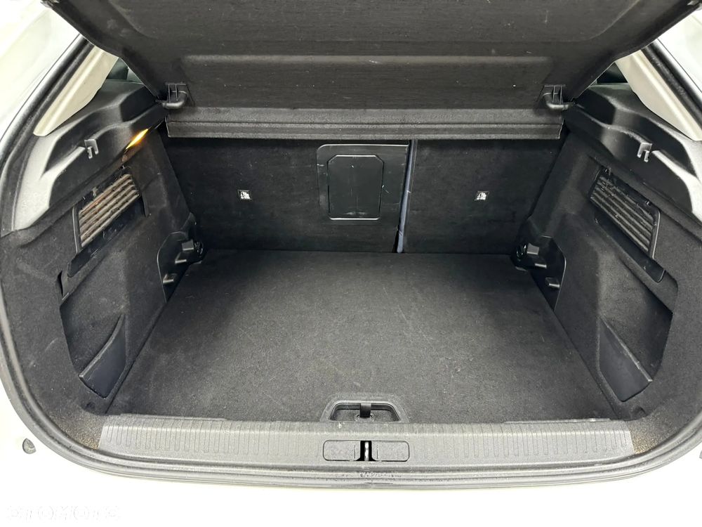 Citroën C4 1.2 PureTech Shine S&S EAT8 - 14