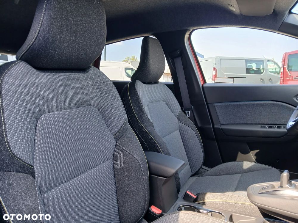 Renault Captur 1.3 TCe mHEV Techno EDC - 15