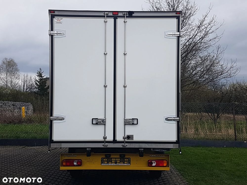 Renault MASTER KONTENER 8EP 4,22x2,24x2,24 KLIMA KRAJOWY MANUAL  6-BIEGÓW DMC 3500 KG - 16