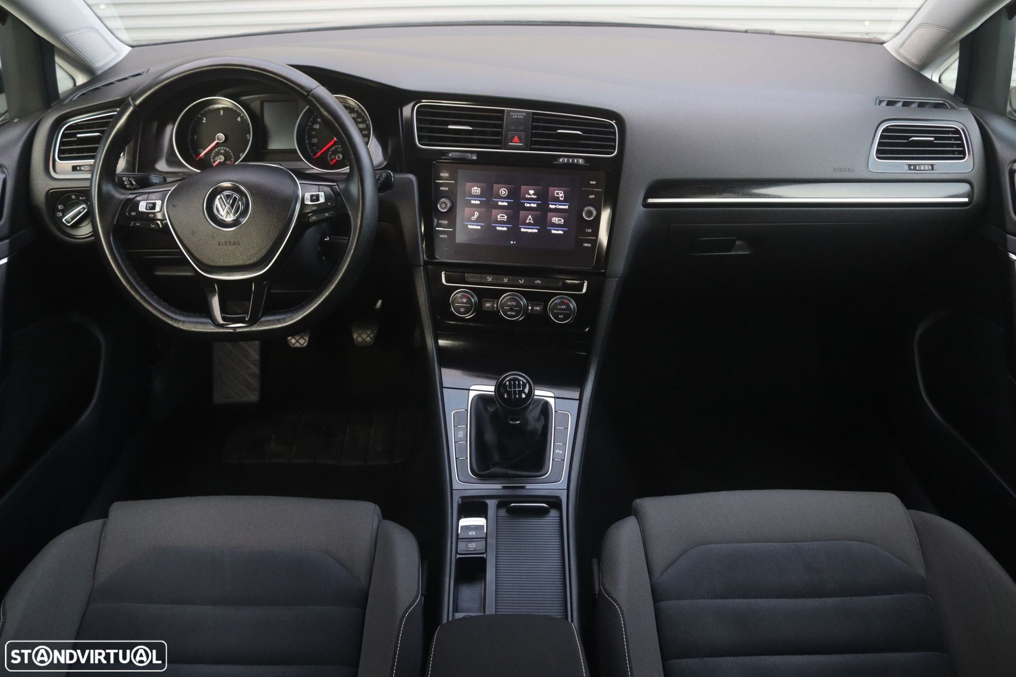 VW Golf 1.6 TDI Highline - 8