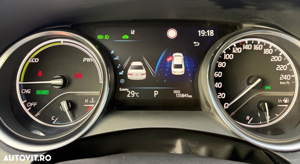 Toyota Camry Business Edition - 15